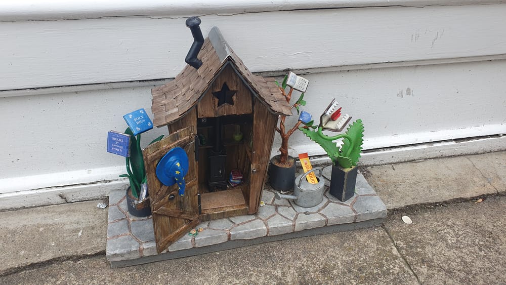 Dinky Doors