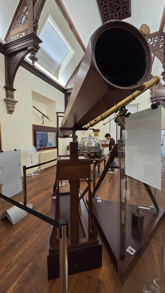 William Herschel's reflecting telescope of about 1790 William Herschel's reflecting telescope of about 1790